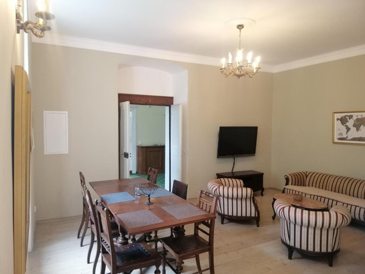 Apartman Fara Vcelakov Zewnętrze zdjęcie
